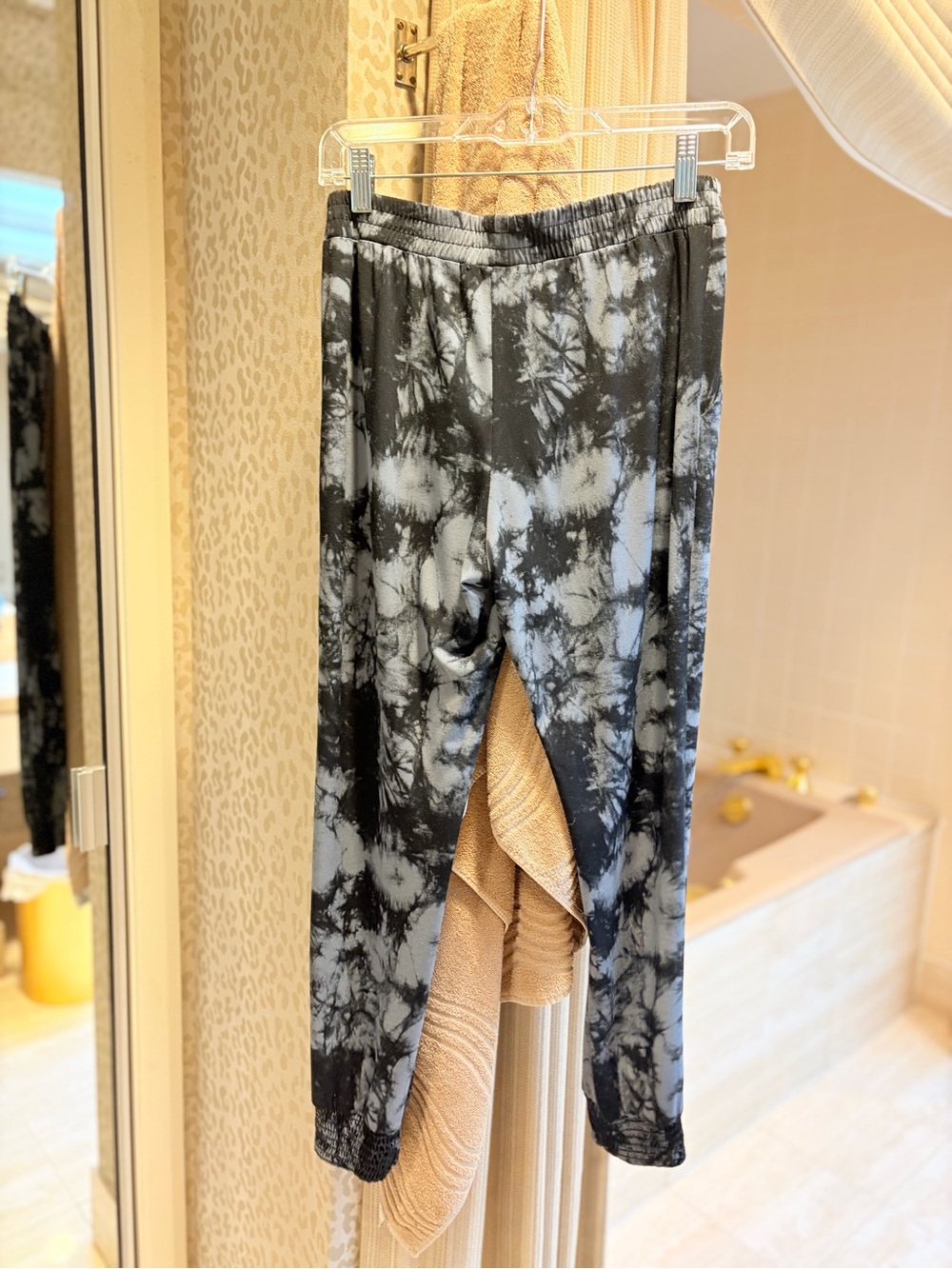 Women Tie-Dye Jogger Pants - Black/Grey